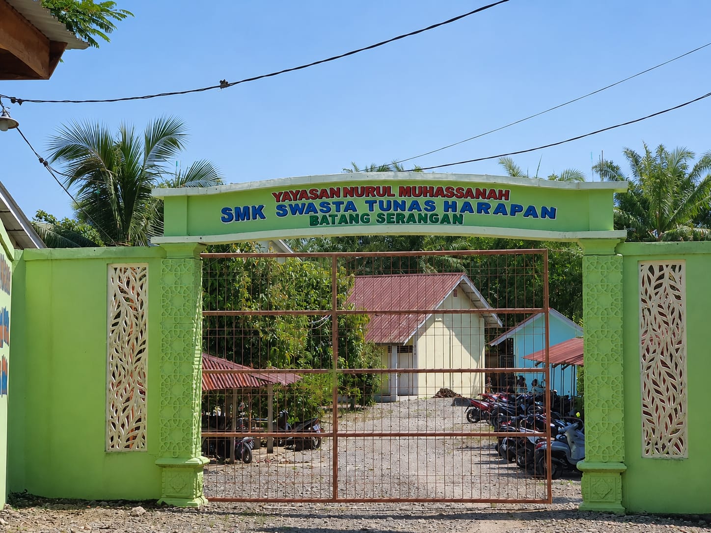 Gedung SMKS TH